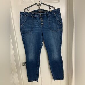 Torrid Mid-Rise Skinny Jeans Stretch Button Fly Pockets 20 Regular Length